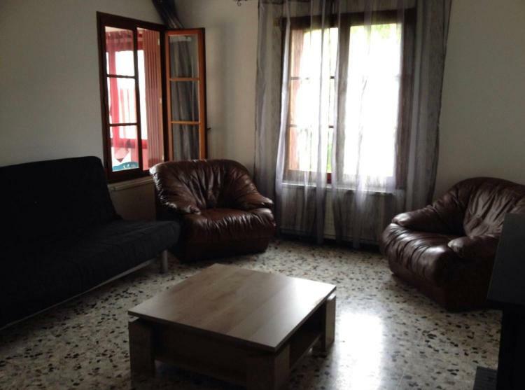 Appartement Tout Confort Avec Parking Ferme Арль Экстерьер фото
